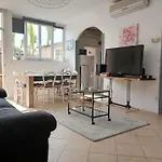 Apartment Meuble 3 Etoiles Dans Un Petit Village Du Gers *