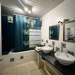 Meuble 3 Etoiles Dans Un Petit Village Du Gers