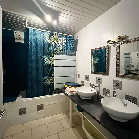 Meuble 3 Etoiles Dans Un Petit Village Du Gers