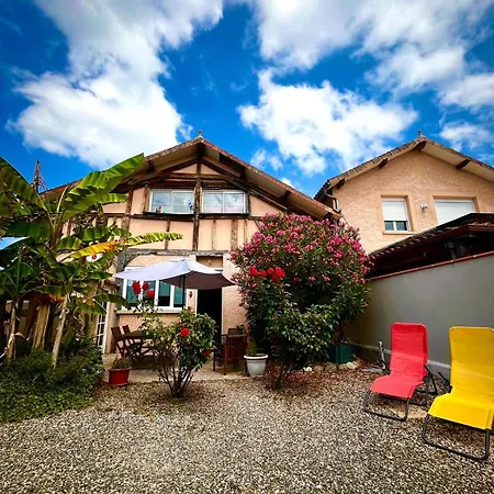 Meuble 3 Etoiles Dans Un Petit Village Du Gers Appartement